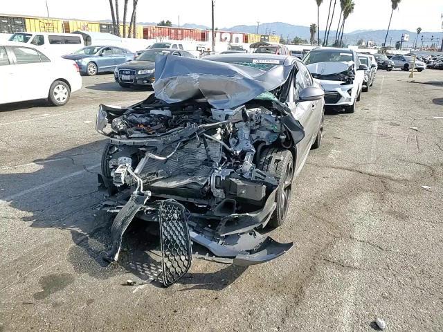 2019 Alfa Romeo Giulia Ti - zdjęcie 13