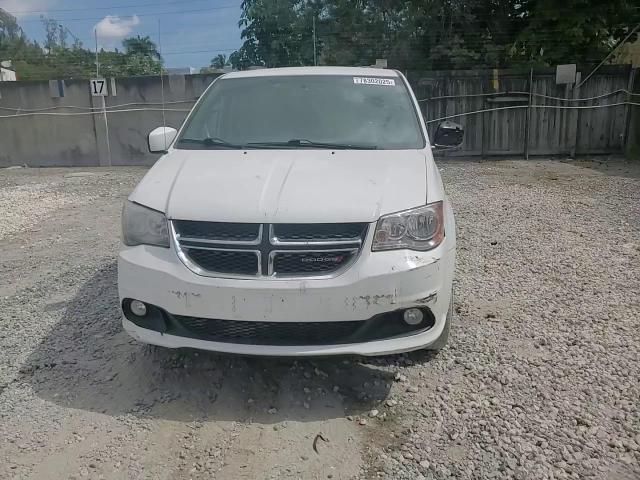 2017 Dodge Grand Caravan Sxt - zdjęcie 14