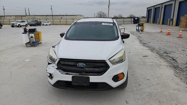 2017 Ford Escape S - zdjęcie 14