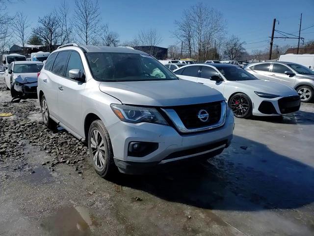 2017 Nissan Pathfinder S - zdjęcie 14