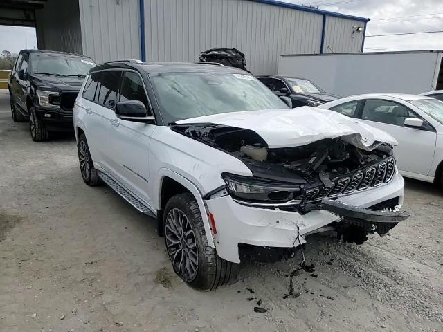 2022 Jeep Grand Cherokee L Summit - zdjęcie 14
