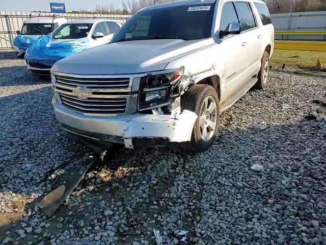 2020 Chevrolet Suburban C1500 Premier - zdjęcie 14