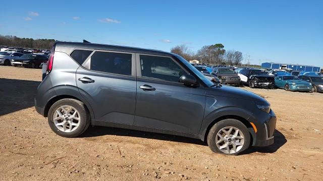 2025 Kia Soul Lx - zdjęcie 14