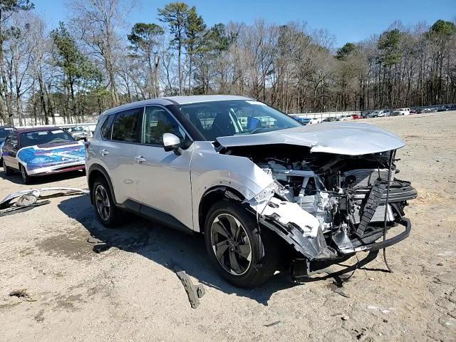 2025 Nissan Rogue Sv - zdjęcie 14