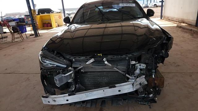 2019 Alfa Romeo Giulia - zdjęcie 13