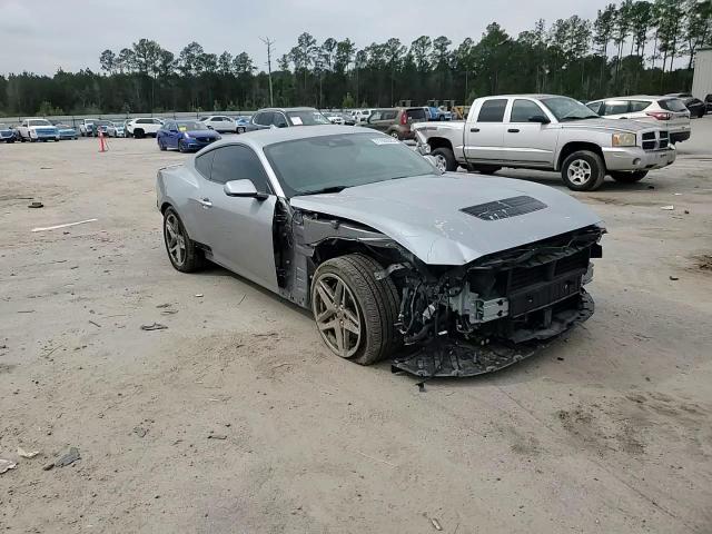 2024 Ford Mustang Gt - zdjęcie 14