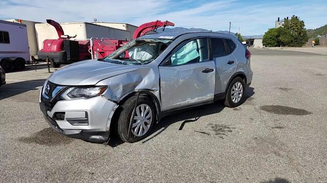 2017 Nissan Rogue S - zdjęcie 13