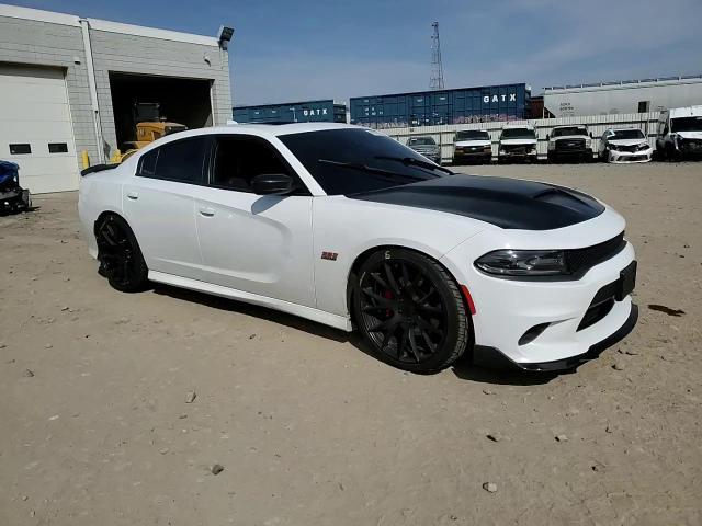 2016 Dodge Charger R - zdjęcie 14