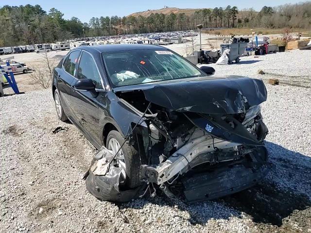 2023 Toyota Camry Le - zdjęcie 13