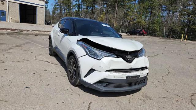 2019 Toyota C-Hr Xle - zdjęcie 14
