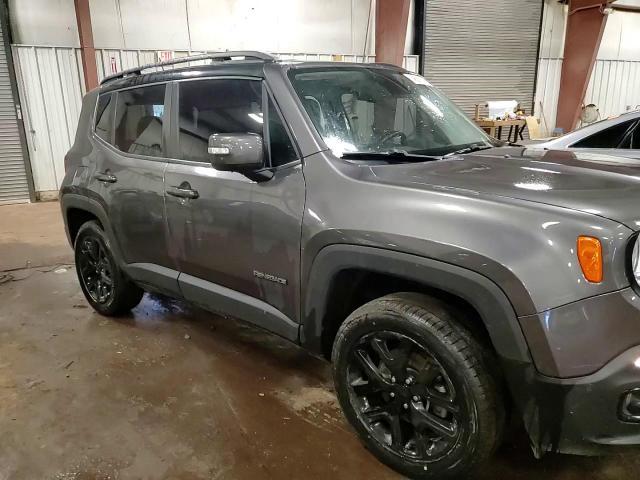 2016 Jeep Renegade Latitude - zdjęcie 14