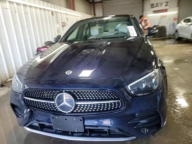 2023 Mercedes-Benz E 350 4Matic - zdjęcie 13