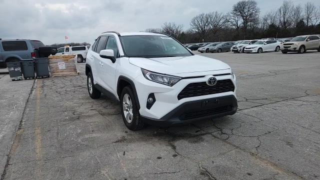 2021 Toyota Rav4 Xle - zdjęcie 14