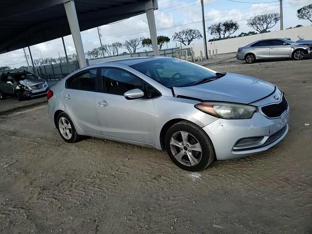 2015 Kia Forte Lx - zdjęcie 13