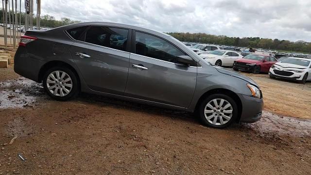 2015 Nissan Sentra S - zdjęcie 13