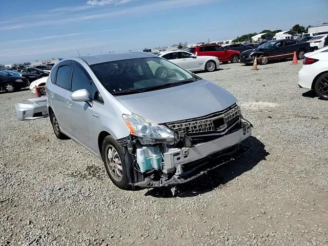 2013 Toyota Prius V Three - zdjęcie 14