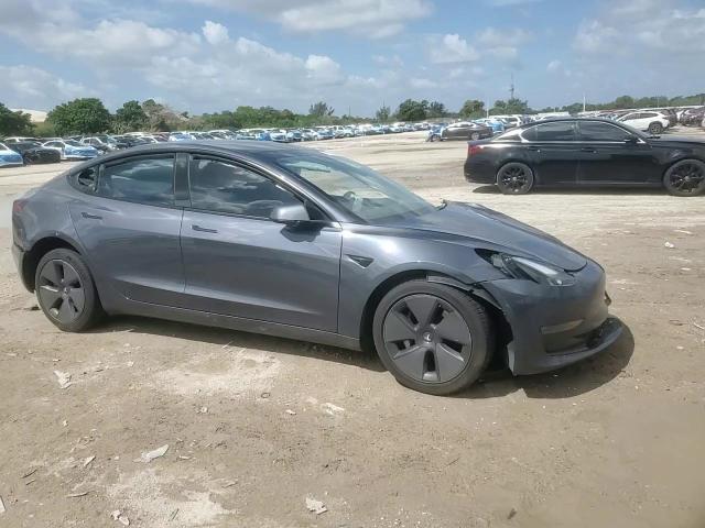 2023 Tesla Model 3 - zdjęcie 14