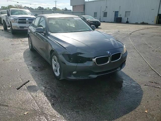 2013 BMW 320 I - zdjęcie 13