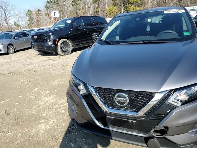 2020 Nissan Rogue Sport S - zdjęcie 14