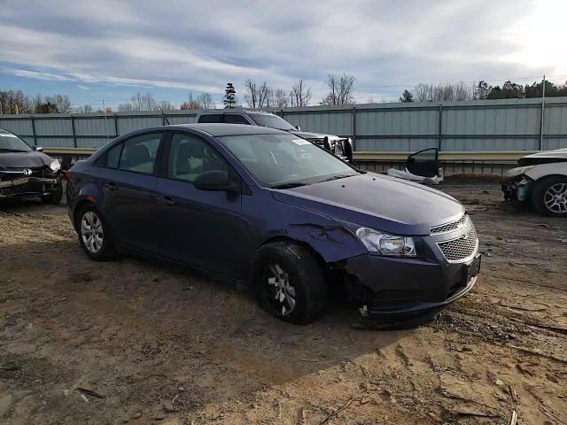 2014 Chevrolet Cruze Ls - zdjęcie 13