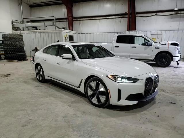 2024 BMW I4 xDrive 40 - zdjęcie 13