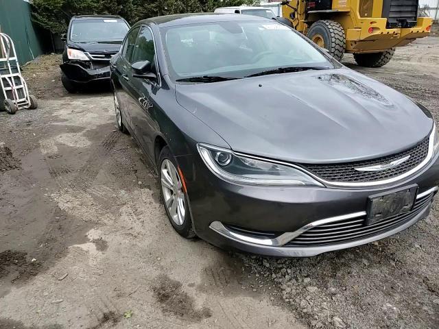 2015 Chrysler 200 Limited - zdjęcie 13
