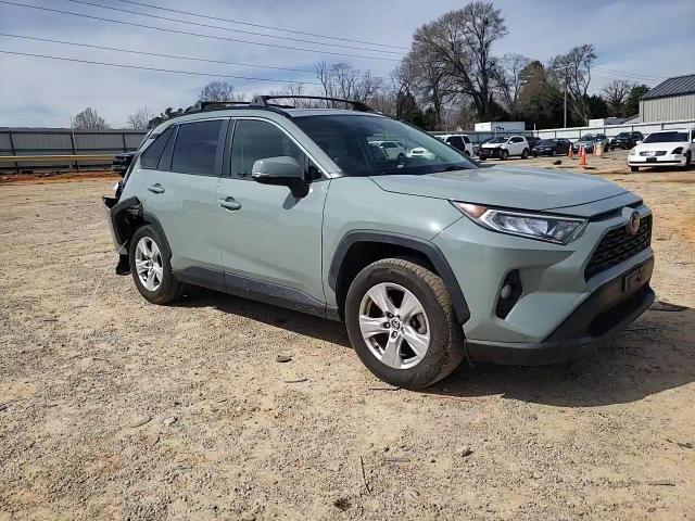 2021 Toyota Rav4 Xle - zdjęcie 14