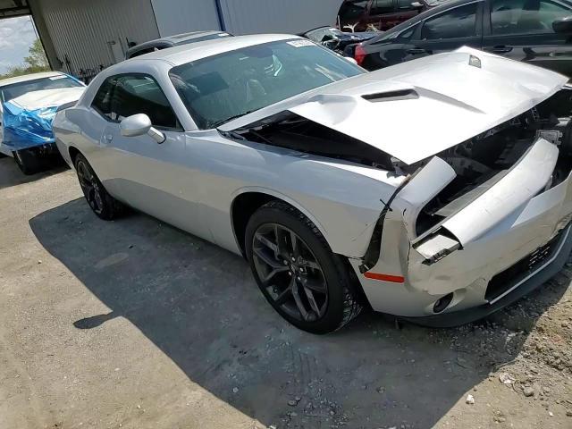 2023 Dodge Challenger Sxt - zdjęcie 13