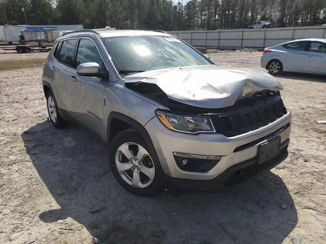 2019 Jeep Compass Latitude - zdjęcie 14