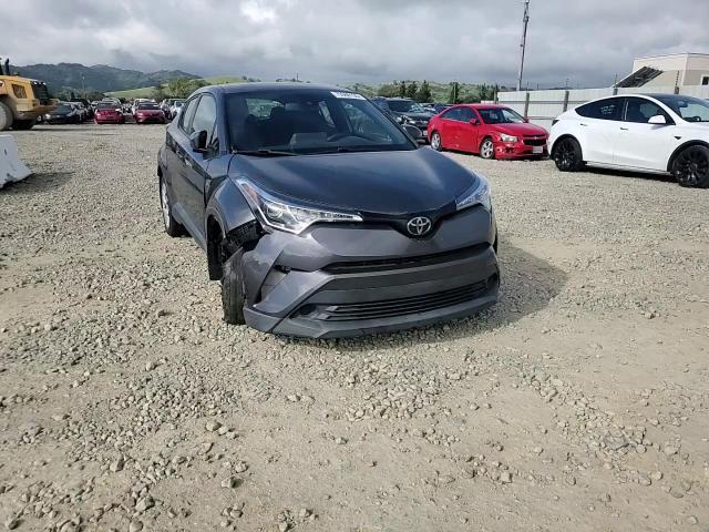 2019 Toyota C-Hr Le - zdjęcie 13