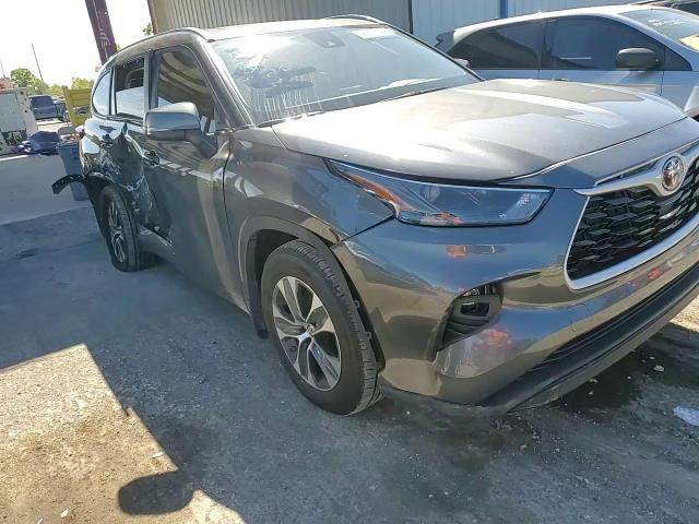 2025 Toyota Highlander Xle - zdjęcie 14