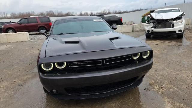 2015 Dodge Challenger Sxt - zdjęcie 13