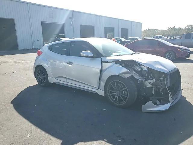 2016 Hyundai Veloster Turbo - zdjęcie 13