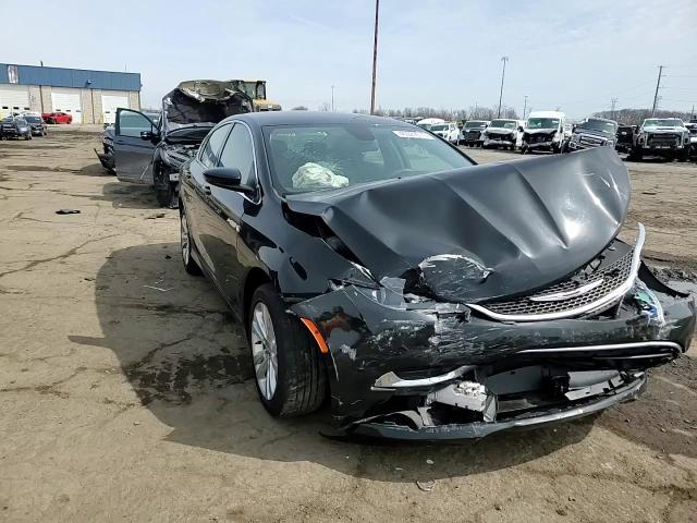 2015 Chrysler 200 Limited - zdjęcie 13