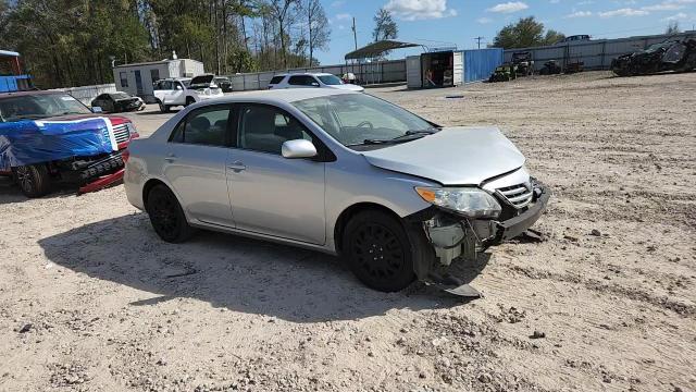 2013 Toyota Corolla Le - zdjęcie 14
