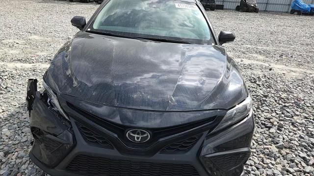 2024 Toyota Camry Se - zdjęcie 13