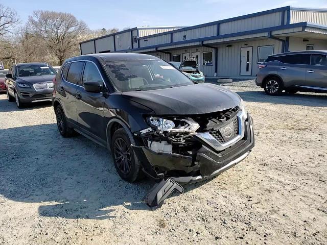2017 Nissan Rogue S - zdjęcie 13