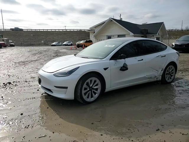 2022 Tesla Model 3 - zdjęcie 13