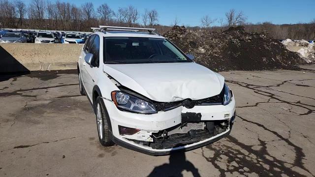 2017 Volkswagen Golf Alltrack S - zdjęcie 12