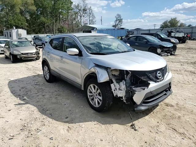 2017 Nissan Rogue Sport S - zdjęcie 14