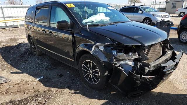 2019 Dodge Grand Caravan Gt - zdjęcie 14