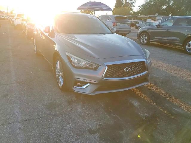 2018 Infiniti Q50 3.0T Luxe - zdjęcie 13