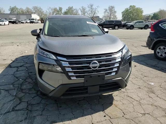 2024 Nissan Rogue Sv - zdjęcie 14