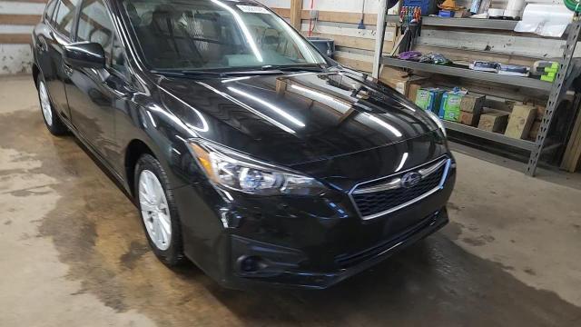 2017 Subaru Impreza Premium - zdjęcie 13