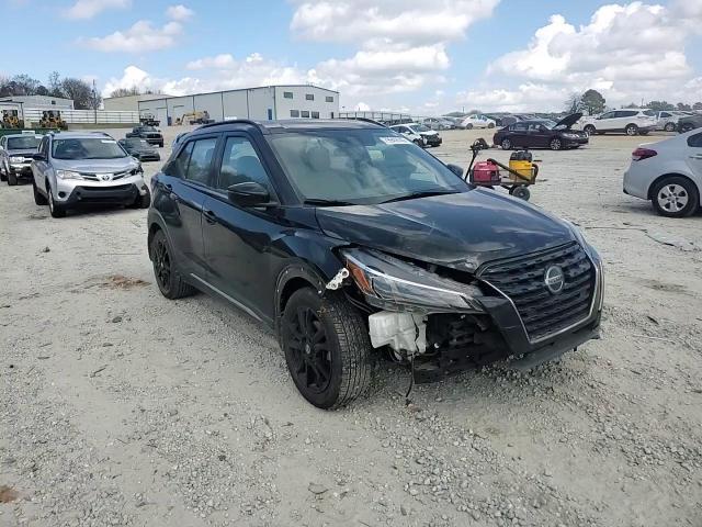 2021 Nissan Kicks Sr - zdjęcie 15