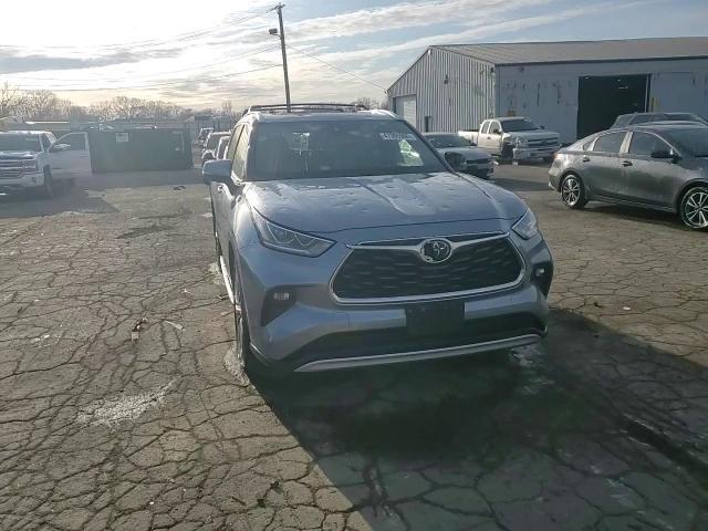 2020 Toyota Highlander Platinum - zdjęcie 14