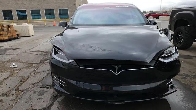 2017 Tesla Model X - zdjęcie 15