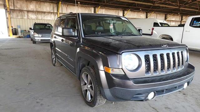 2016 Jeep Patriot Latitude - zdjęcie 14
