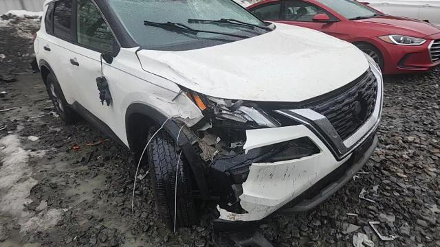 2023 Nissan Rogue S - zdjęcie 13