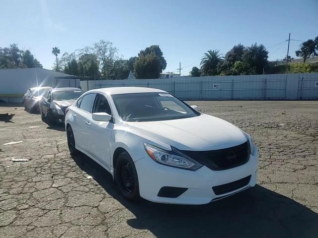 2017 Nissan Altima 2.5 S - zdjęcie 13